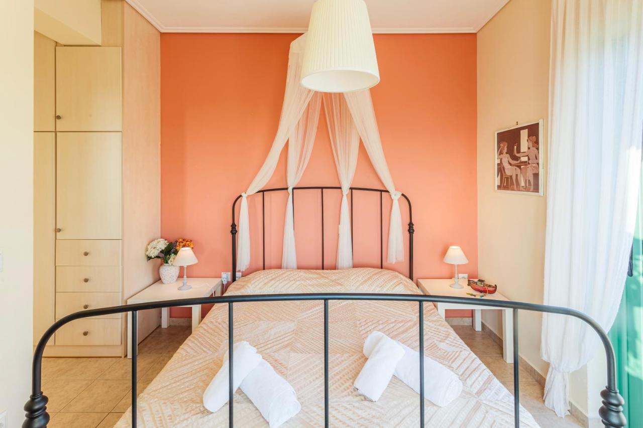 Lavender Garden Retreat - Secluded Seaside Getaway Apartment Kotronion  Bagian luar foto